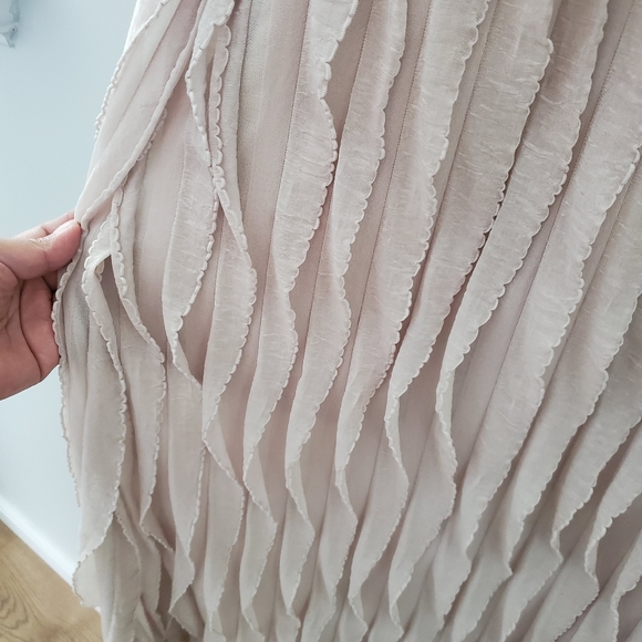 Julia Tan Ruffle Maxi, Large - Picture 5 of 10